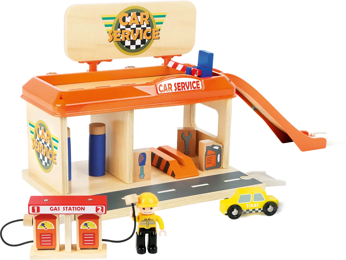 Auto Repair Shop with Petrol Station  - image 1